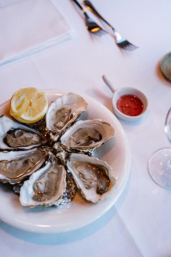 Amadeus Restaurant & Boutique Hotel 威尔 外观 照片